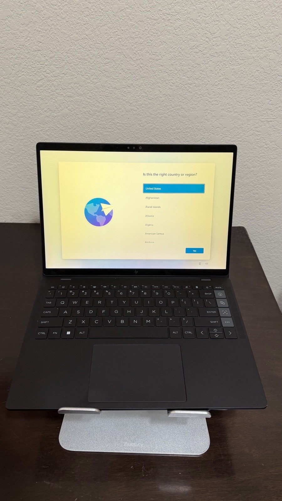 HP Axis One  Ryzen 7 7736U 16GB Ram 500GB SSD  (Read Description)