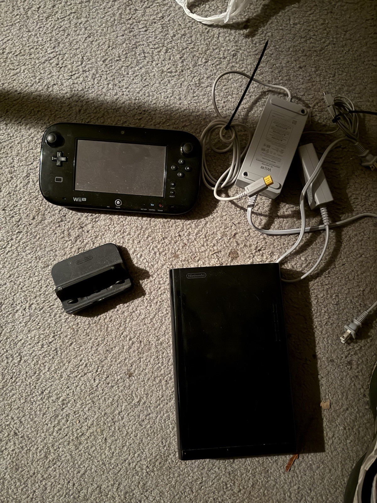 Nintendo Wii U Console with Controllers, Gamepad, 30 games! Mario, Zelda