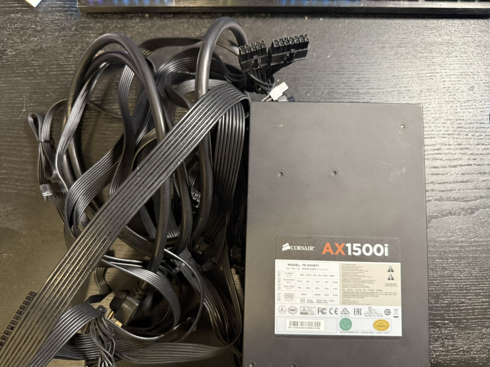 Corsair AX1500i, 80+ Titanium Full Modular Digital PSU w/ cables