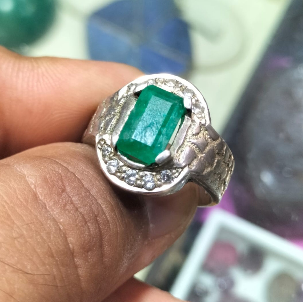 100% Natural Emerald Stone Baguette Cut Emerald Ring Handmade 925