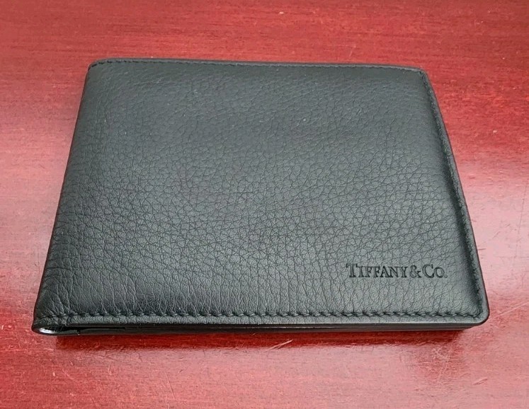 TIFFANY & CO DOUBLE BILLFOLD BLACK LEATHER WALLET. ITALY. GREAT CONDITION 