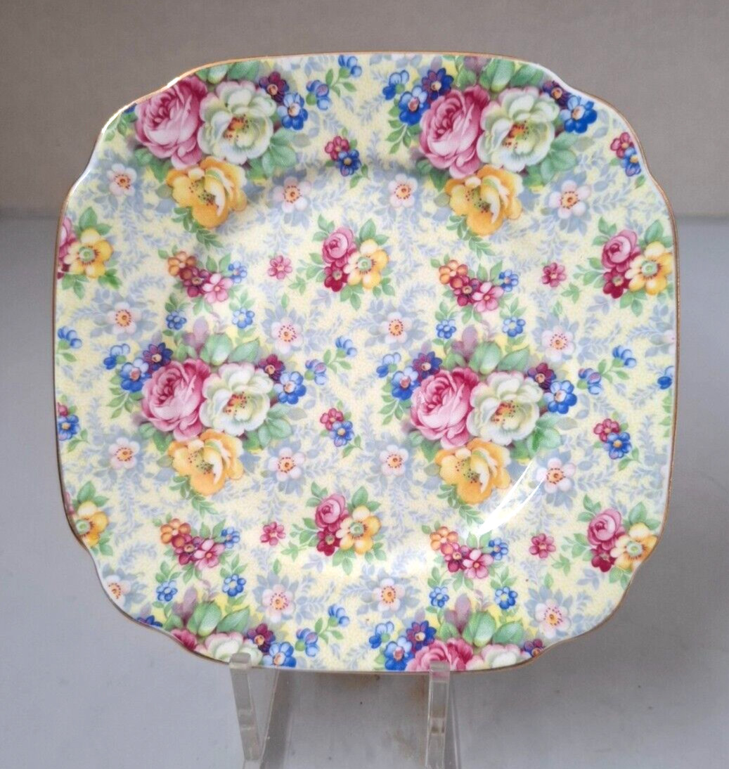 VINTAGE ROYAL ALBERT ROSE  CHINTZ PATTERN TEA PLATE. BONE CHINA. MADE IN ENGLAND