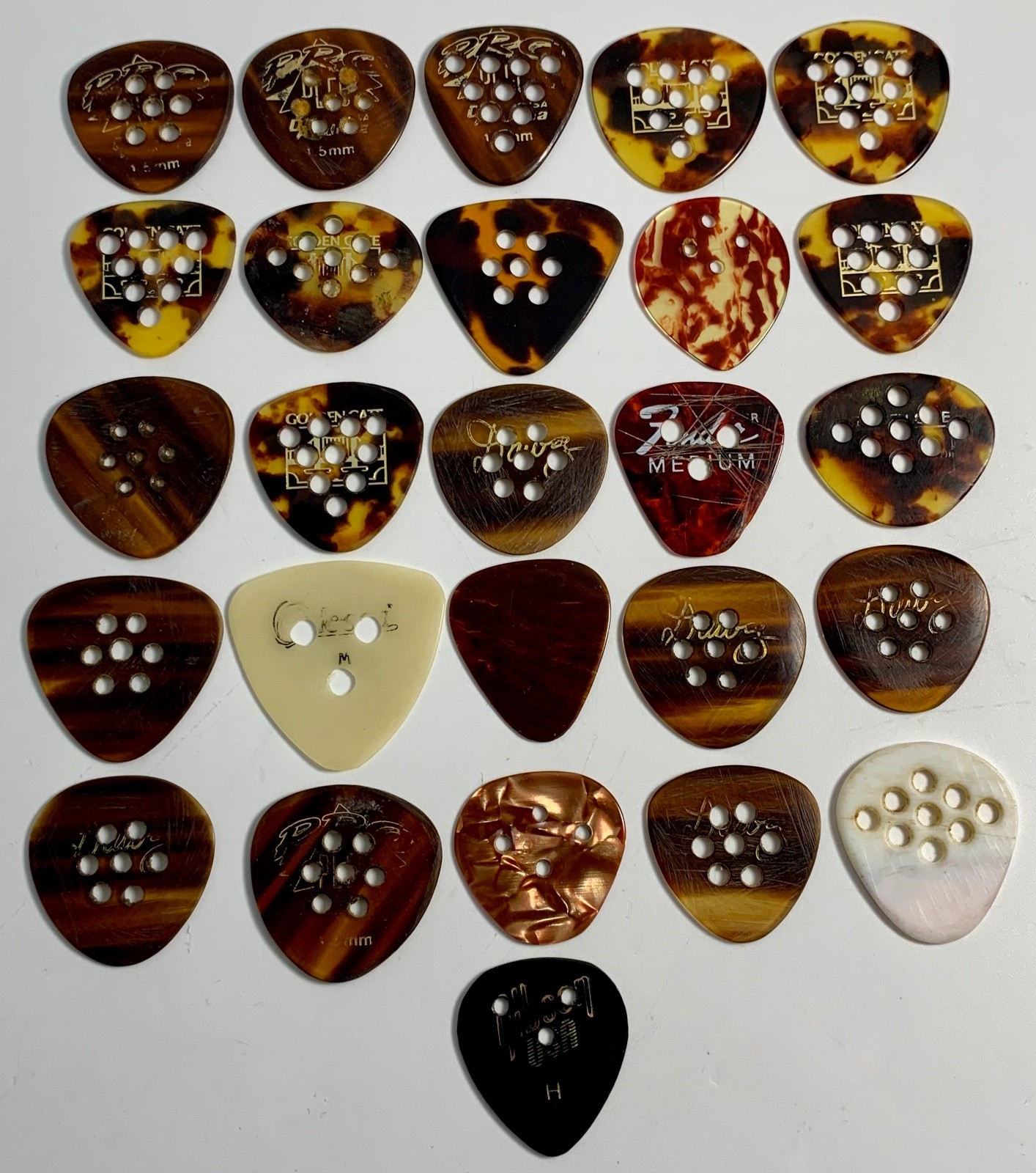 Lot Of 26 Vintage Holed Drilled Guitar Picks Golden Gate, Fender, etc..