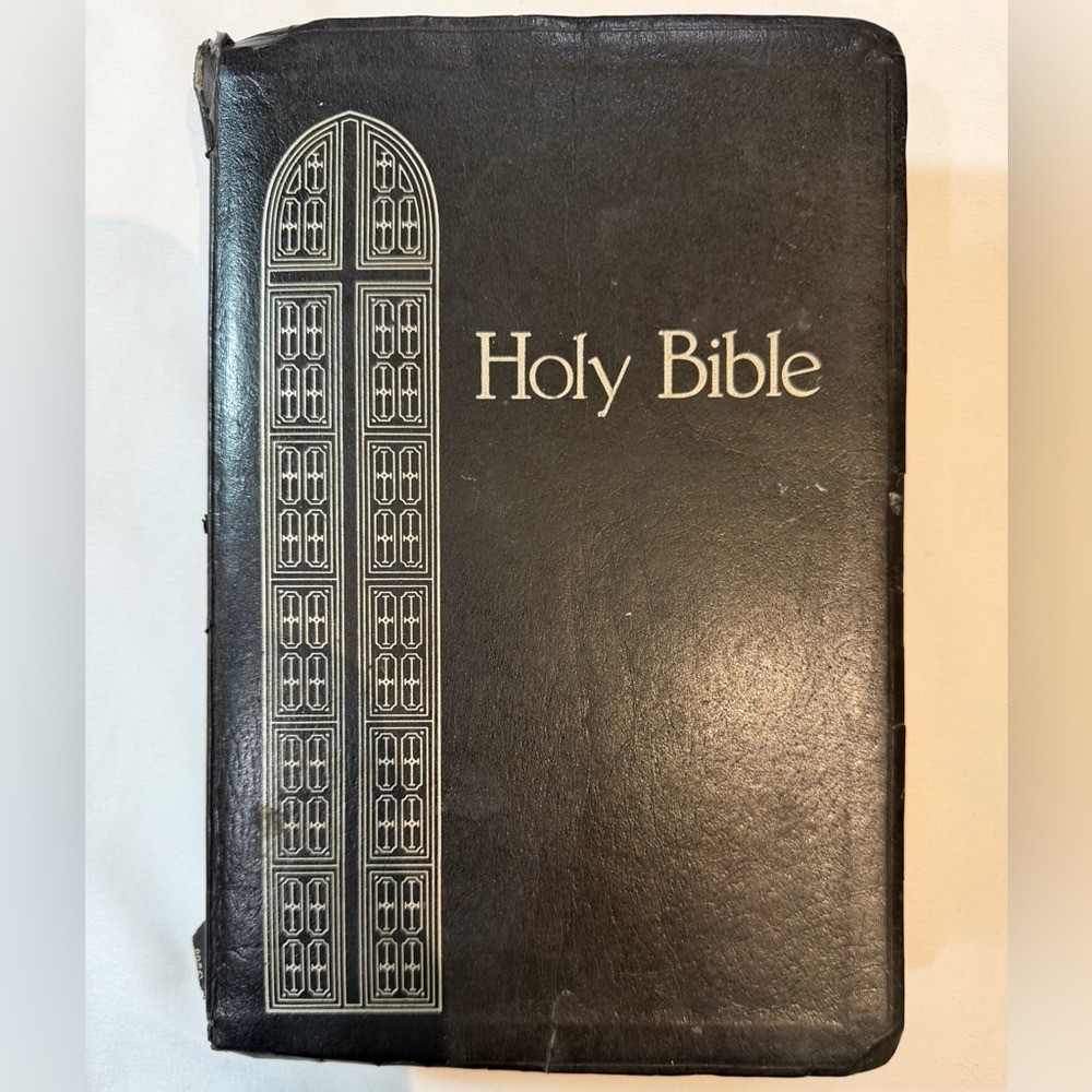 1976 Nelson Regency Holy Bible 881C Giant Print Reference Edition Red Letter KJV