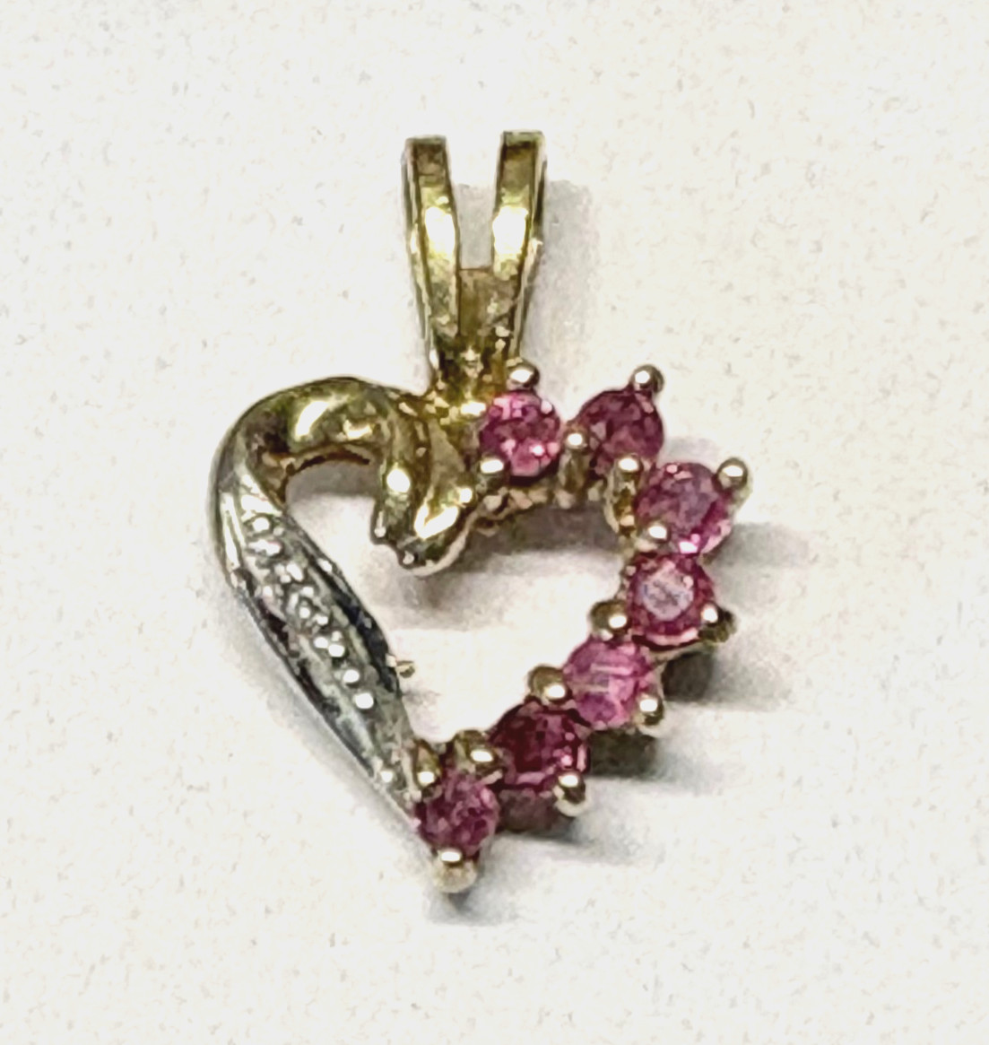 10K YELLOW GOLD RUBY & DIAMOND ACCENT VINTAGE HEART PENDANT