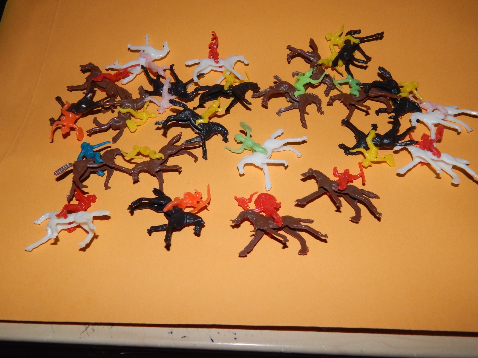 Rare 1960's Giant Hong Kong Lot Of 23 Cowboys And Indians With Horses