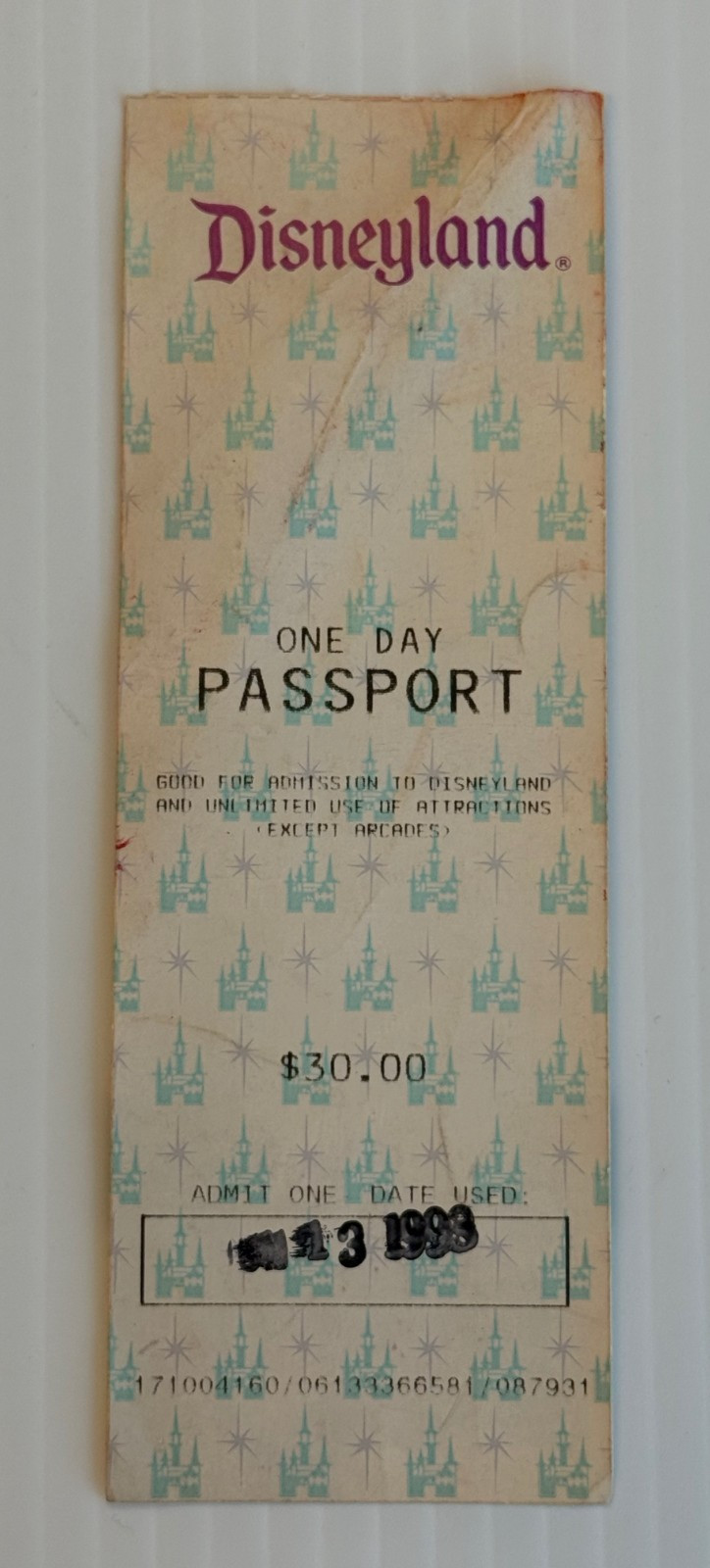 DISNEYLAND PARK TICKET - USED 1993