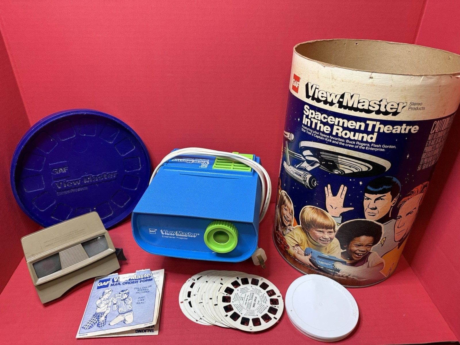 Vintage 1978 Gaf View-Master Spacemen Theatre In The Round Complete Set TESTED!