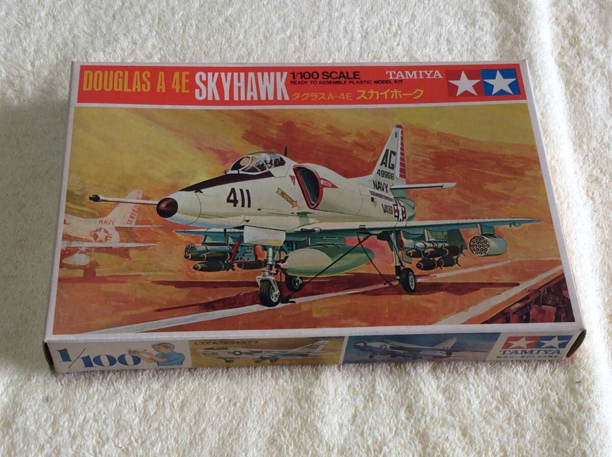 [Prompt Decision] Douglas A-4E Skyhawk 1/100 Tamiya [Unassembled]