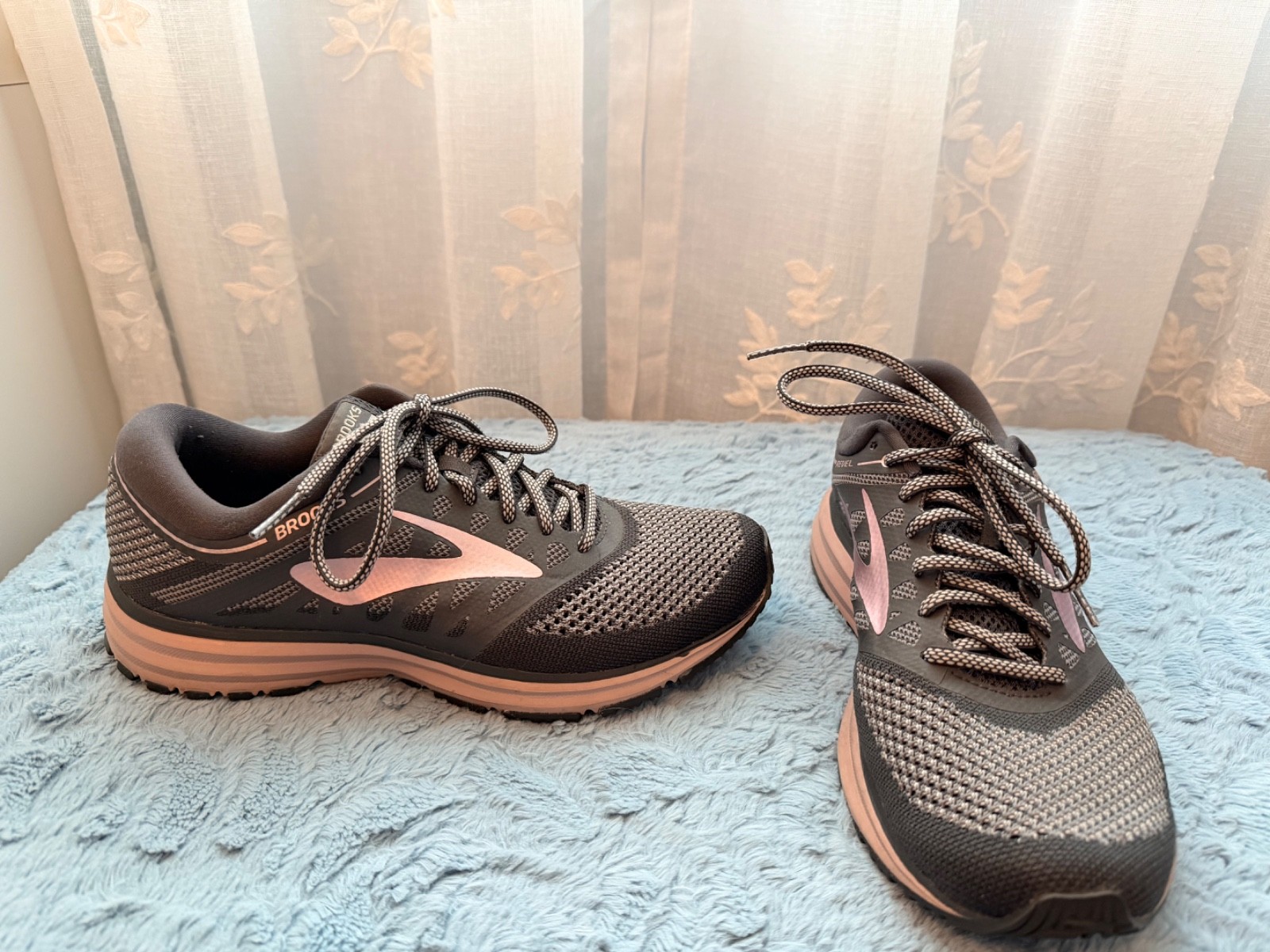 Size 9 - Brooks Revel Grey Rose Gold Women Size 9M
