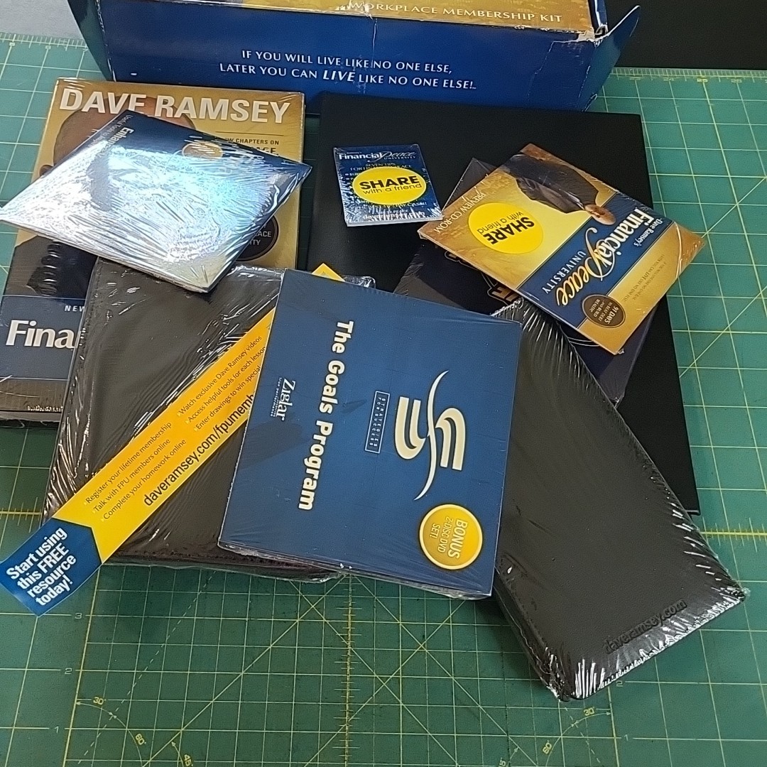 Dave Ramsey's Financial Peace University Workplace Edition Membership Kit 2011