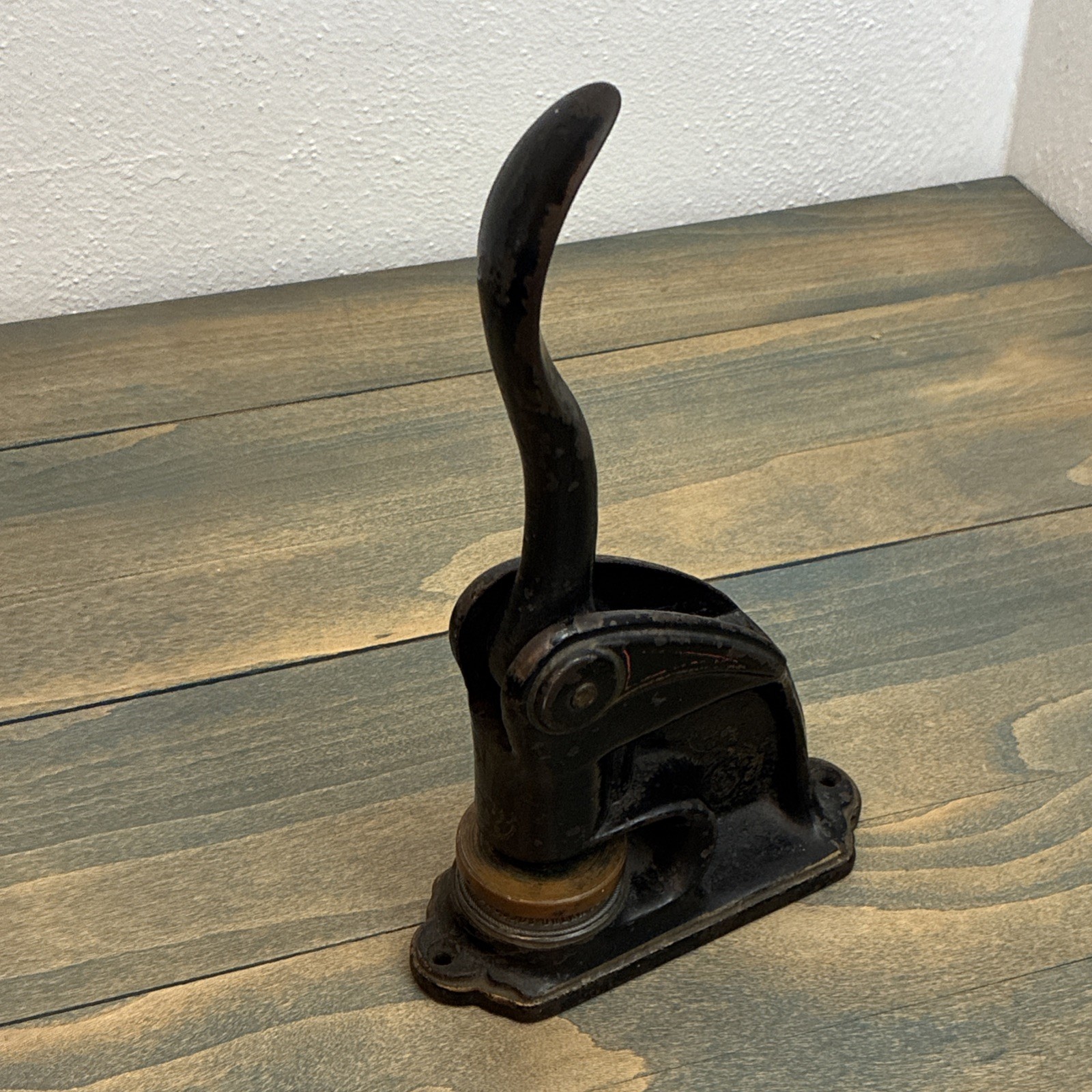 Antique Cast Iron Seal Press Stamp Embosser w/Unique 1920/ stamp - see pictures