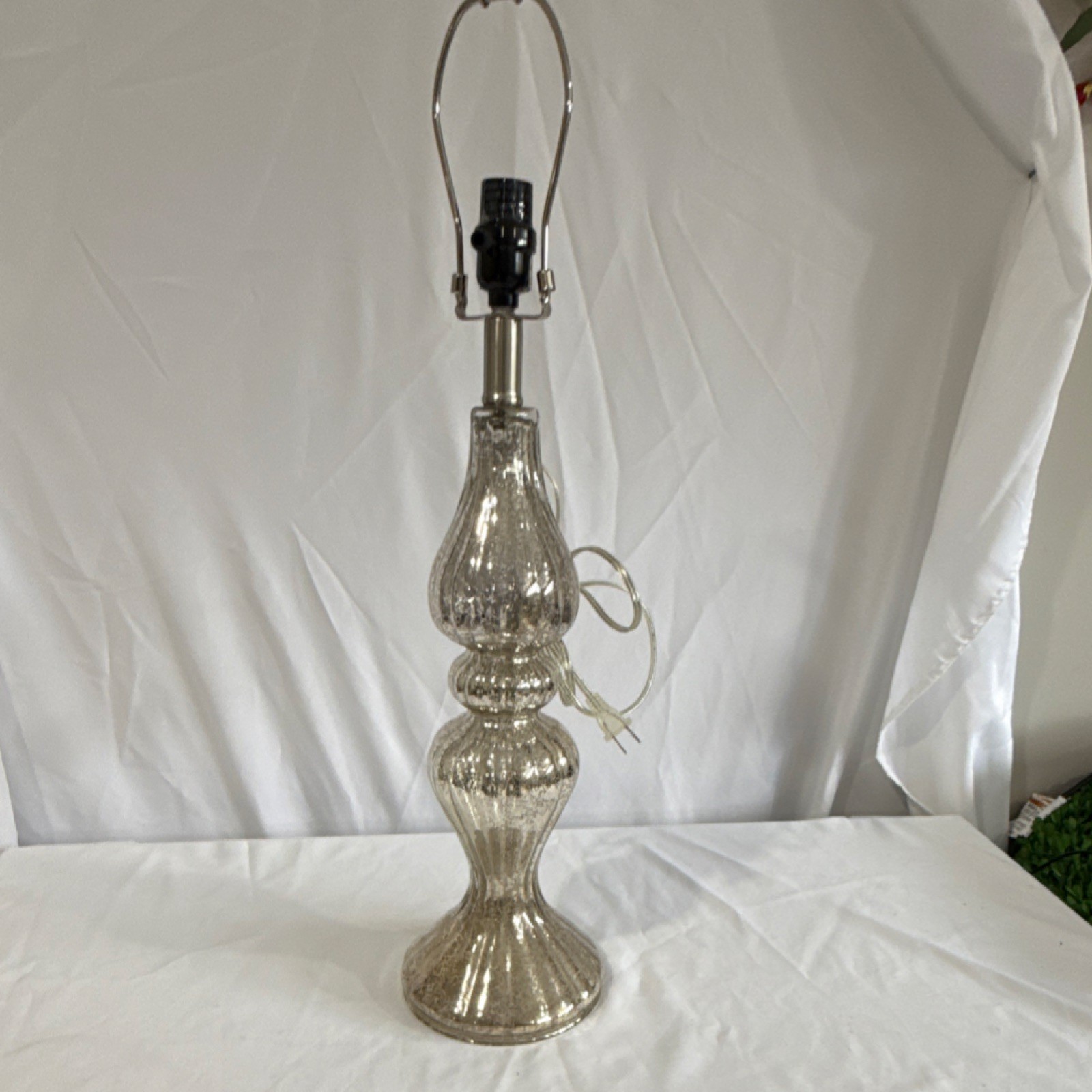 Mercury, glass table lamp with fluted bulbous base