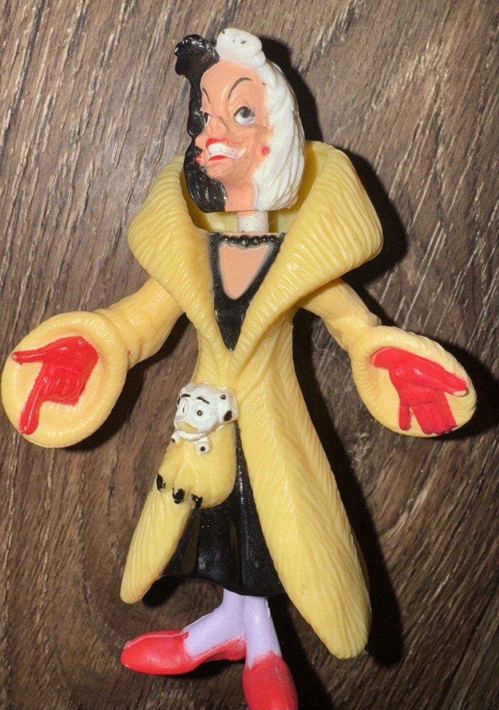 Disney 101 Dalmatians Cruella DeVille 1991 McDonalds Happy Meal Toy Figure