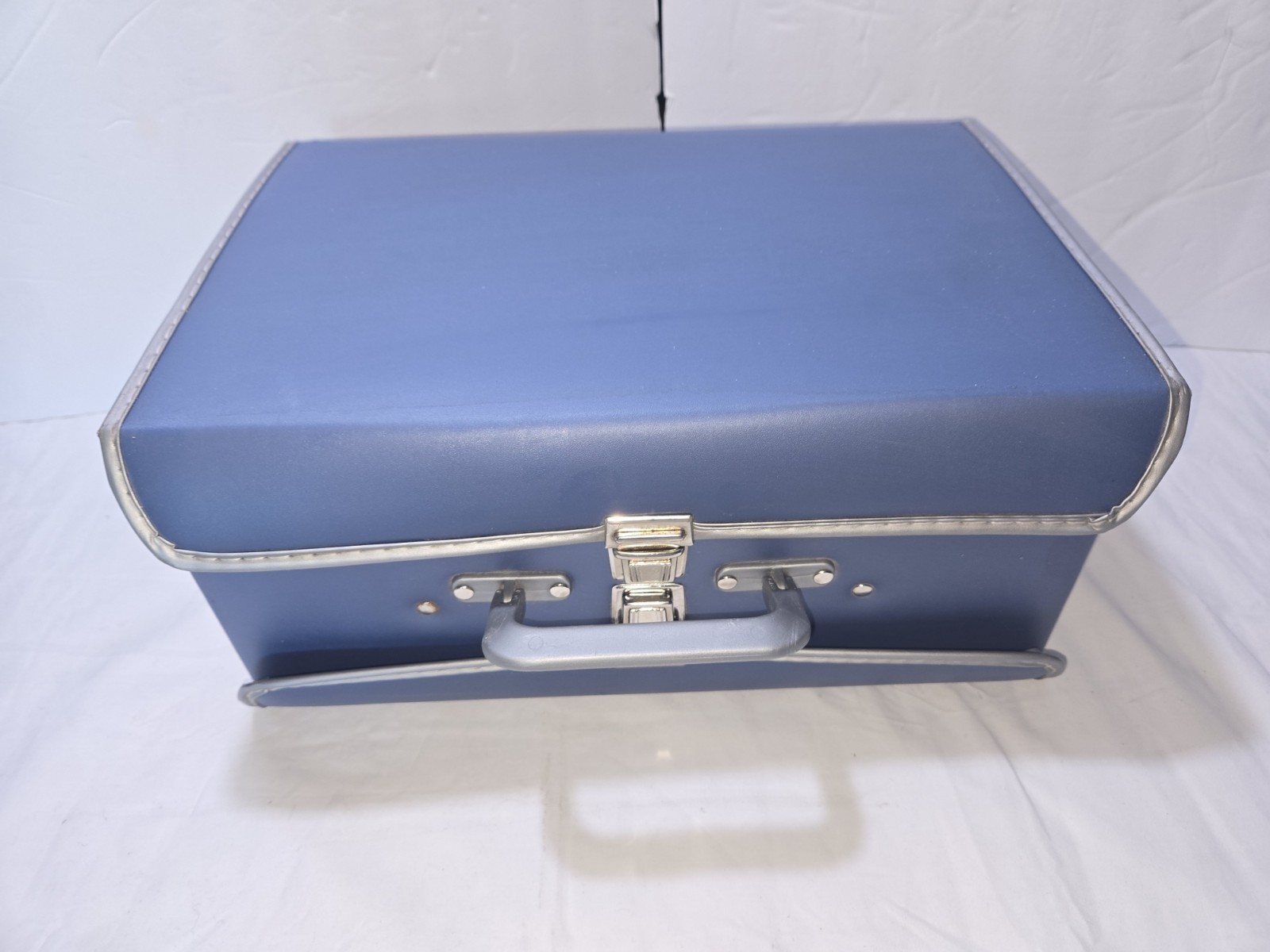 Vintage Double Sided 60 Cassette Tape Holder Blue Vinyl w/ Handle 