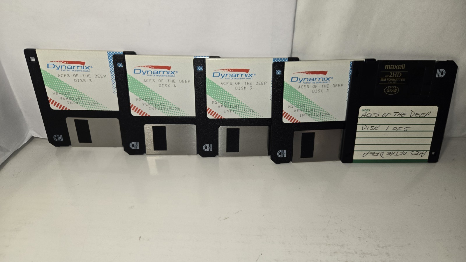 Dynamix -Aces of the Deep (5 Disk) & Aces Over Europe (3 Disk)