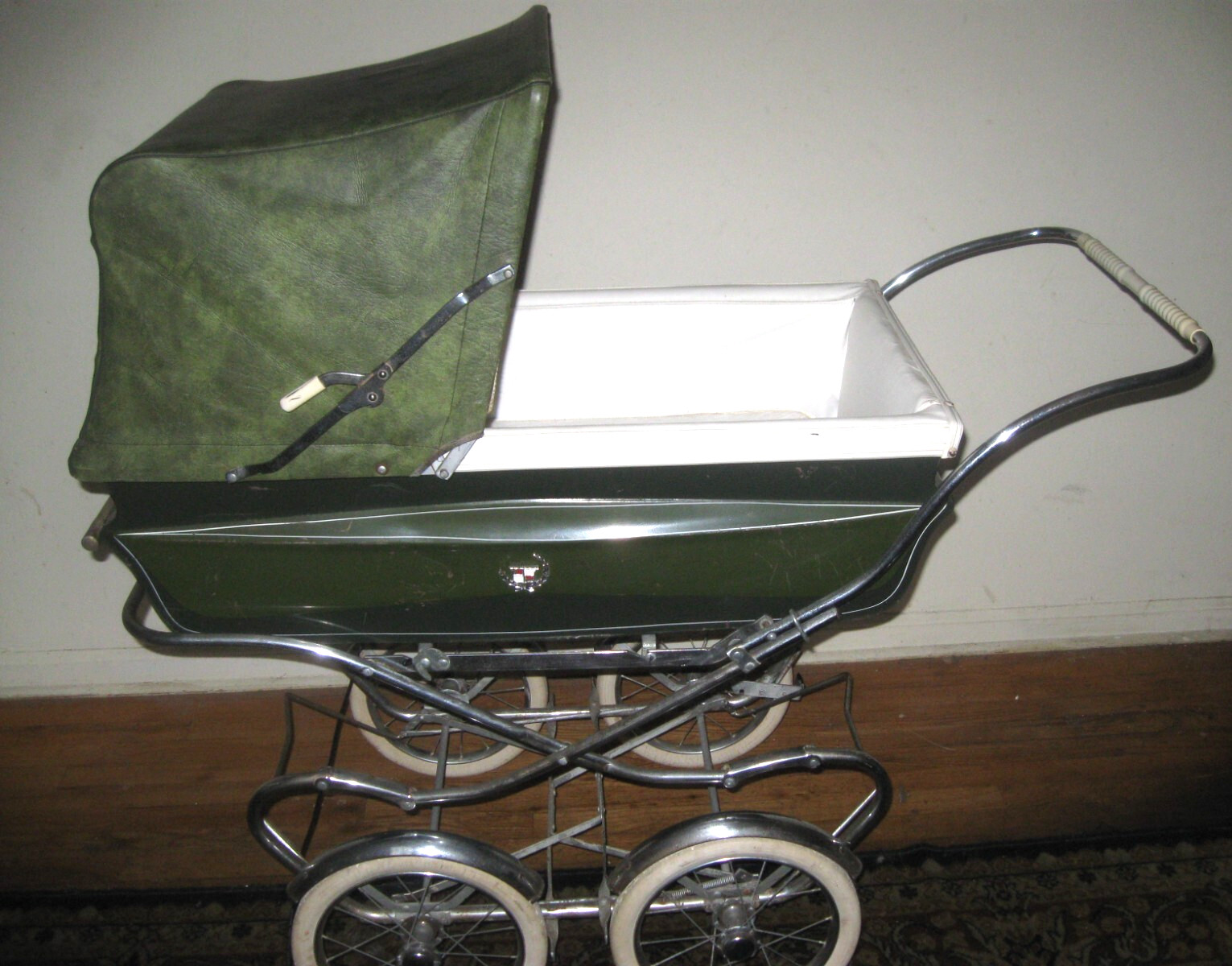 Vintage Baby Carriage Stroller Buggy Bilt Rite -Cadillac- 1950s