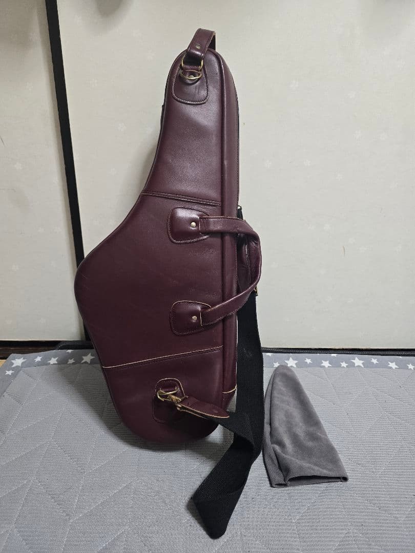 reunion blues reunion blues saxophone case