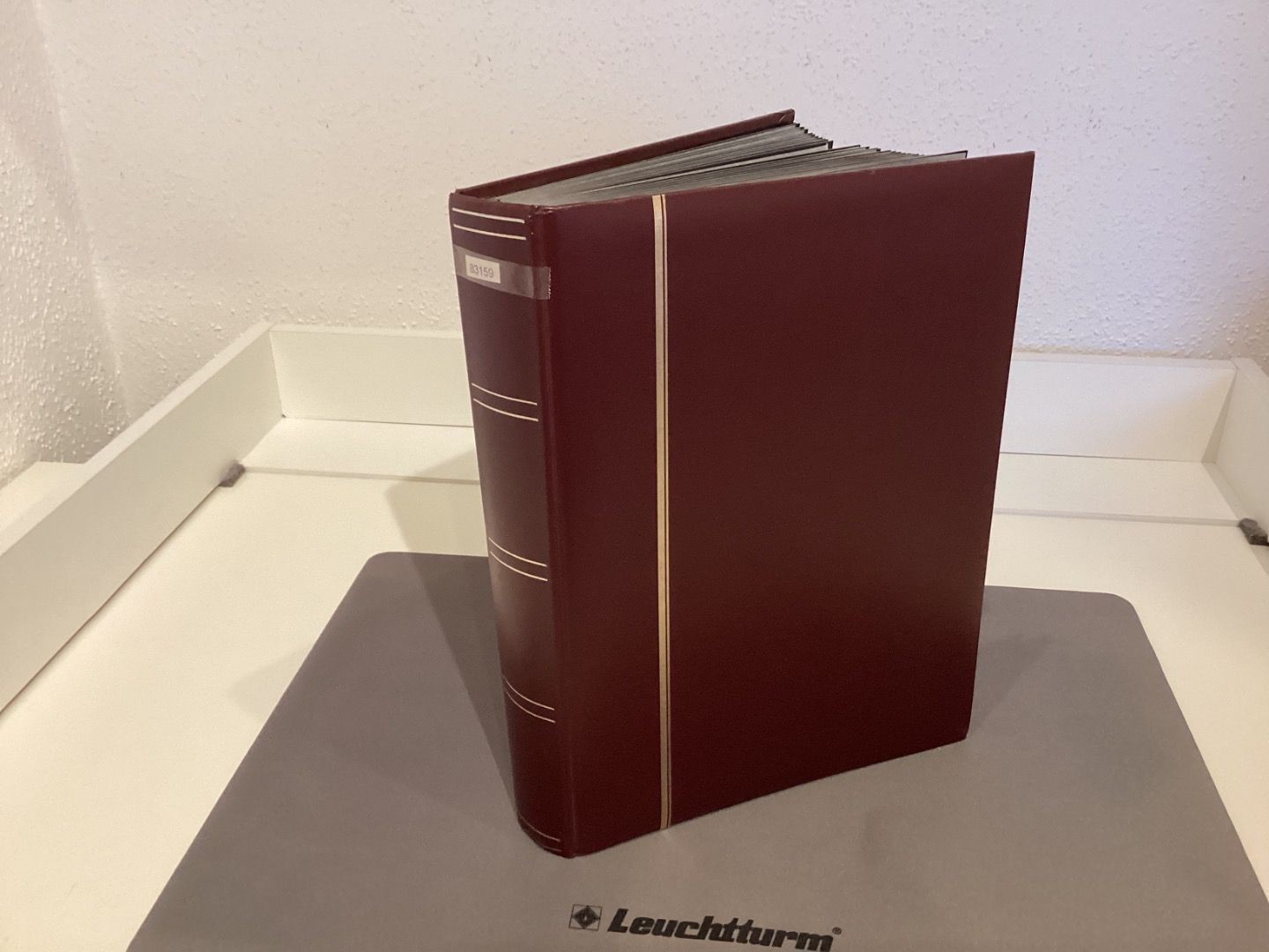 Stamp album, slip-in album, DIN A4, 60 pages, black, used