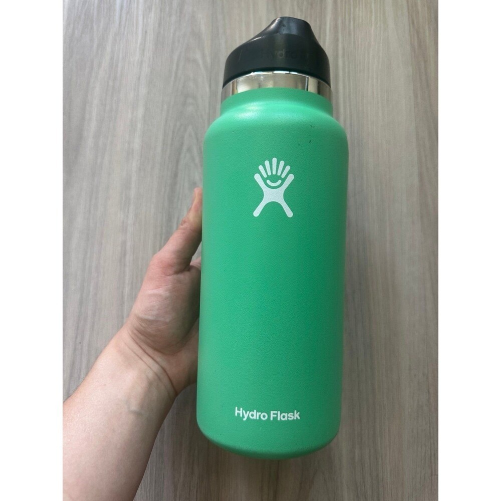 Hydro Flask 32 oz Wide Mouth Water Bottle *Spearmint