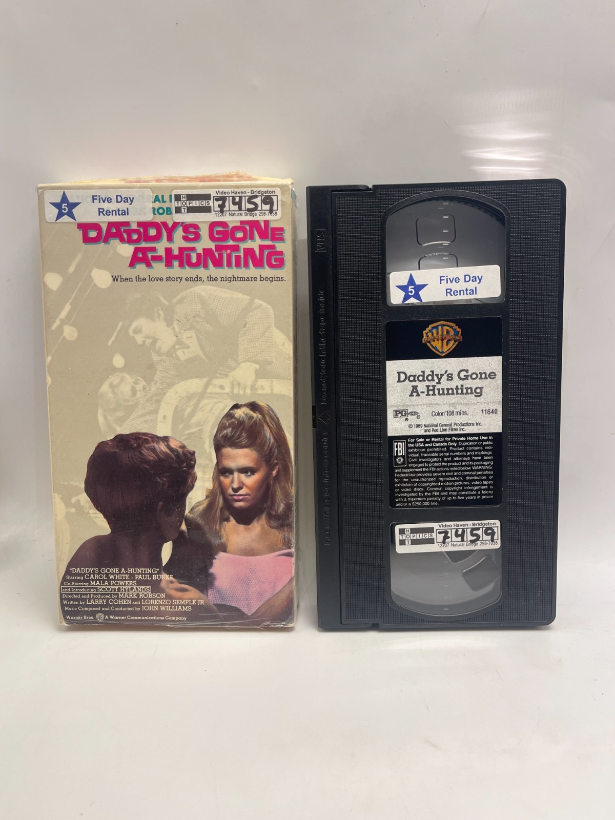 Daddy's Gone A-Hunting (VHS) 1988 Warner Release Rare 1969 Thriller Tested