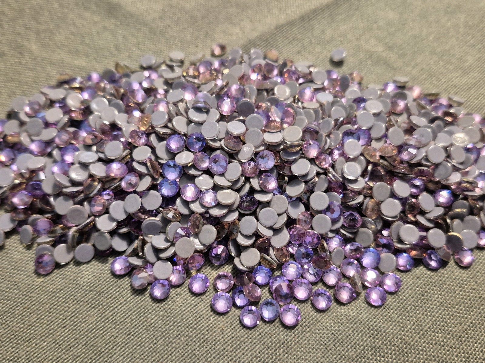 1424+ VITRAIL LIGHT HOTFIX Flatback rhinestones 20ss 4.8mm beautiful color