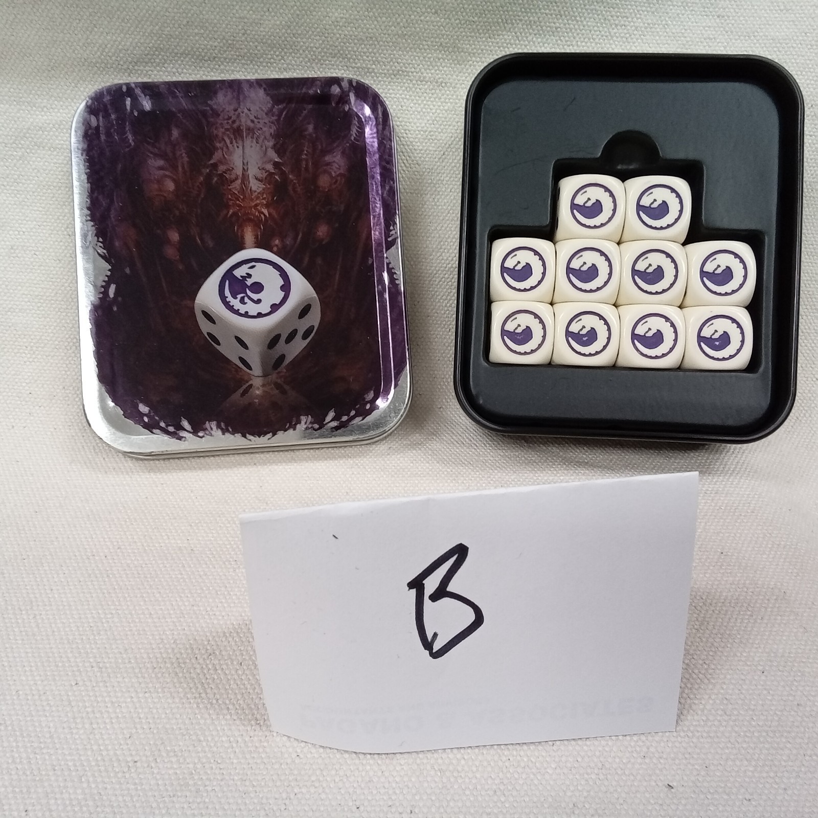 Warhammer 40k 7th Edition collector dice Tyranid Dice with Tin (2014 release) B