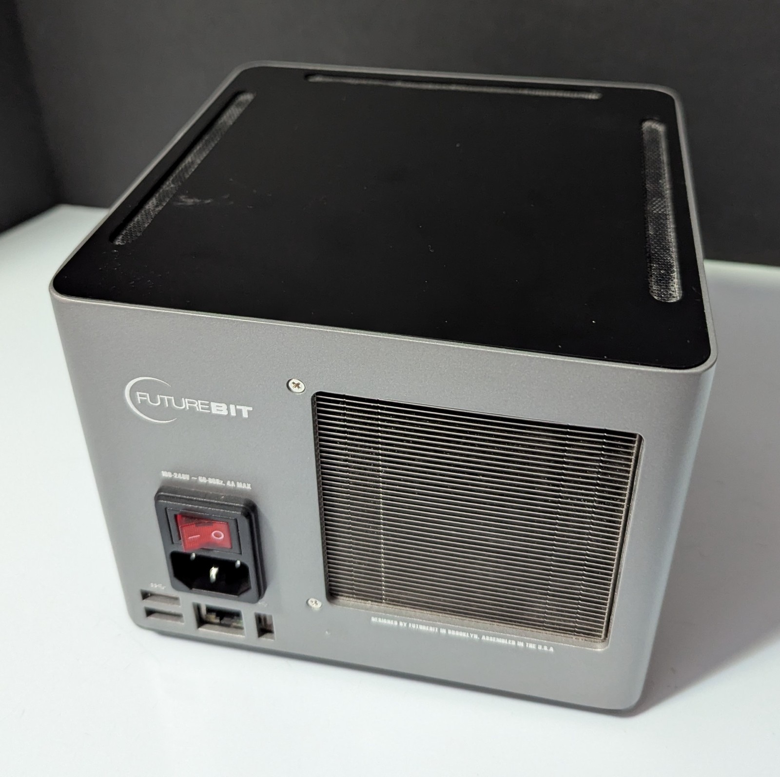 Futurebit Apollo II - Full Node Home Miner - 2 TB SSD  w/ BTC Block Chain Loaded