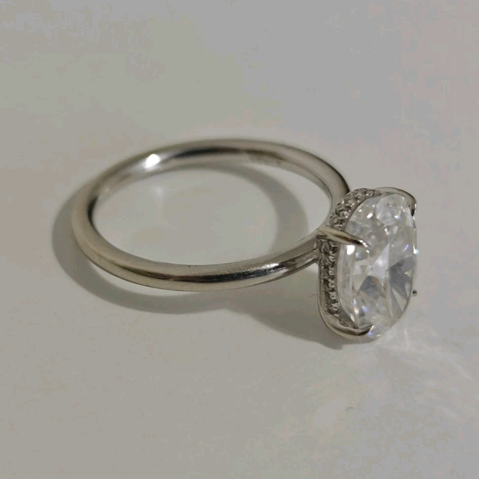 Custom Made Zen Moissanite Oval White Gold Engagement Ring for Women