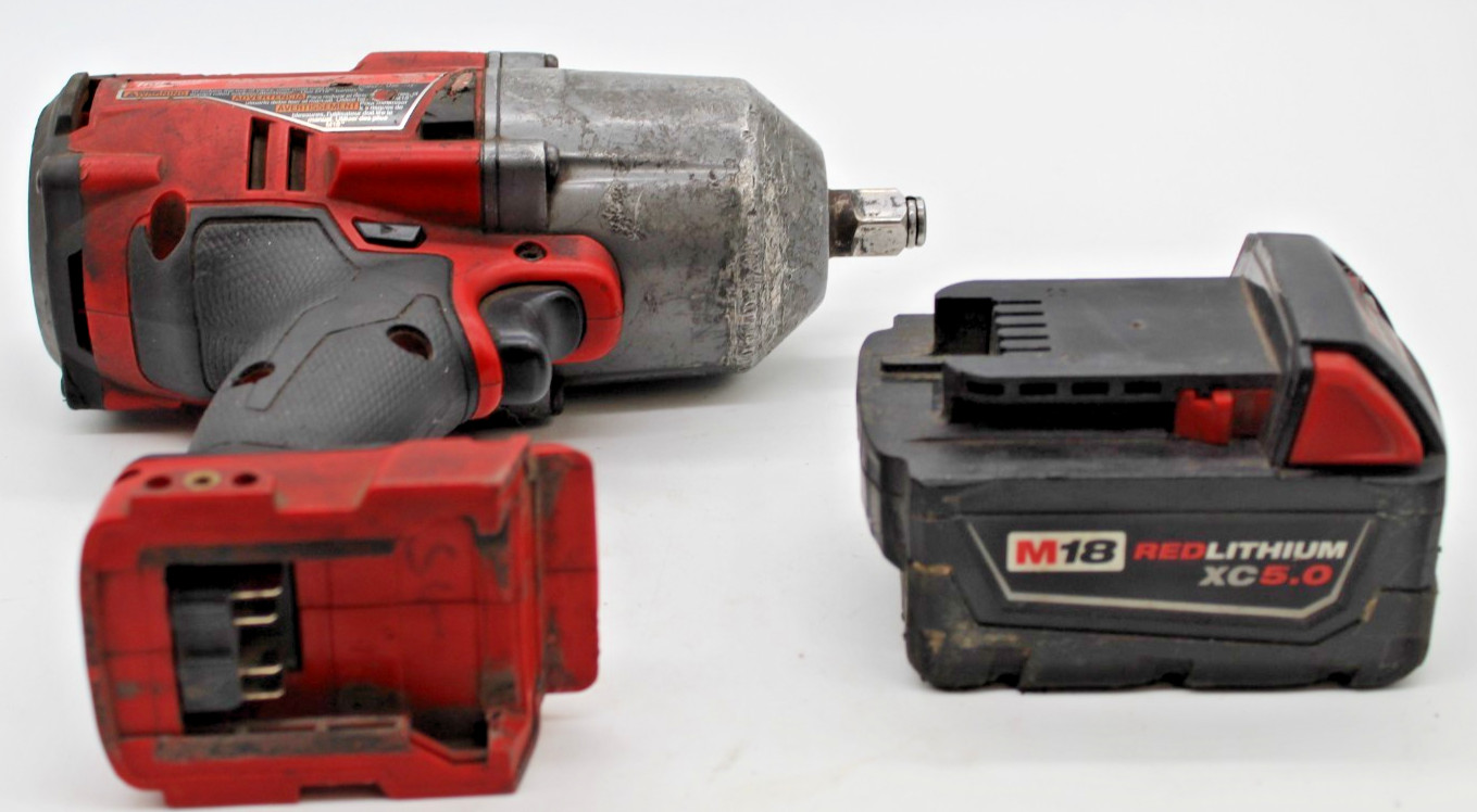 Milwaukee 2767-20 M18 Fuel 1/2" High Torque Impact Wrench w/Battery