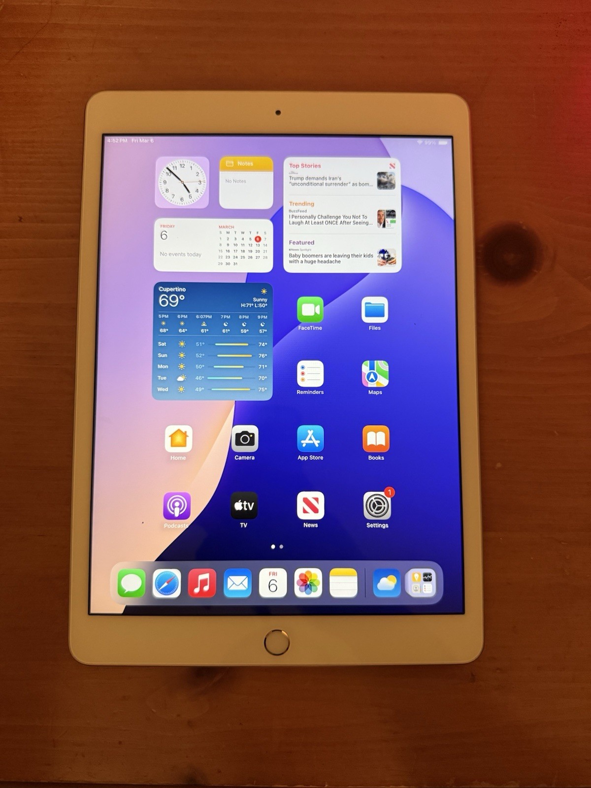 Apple iPad (8th Generation) - 128GB -  Gold MYLF2LL/A