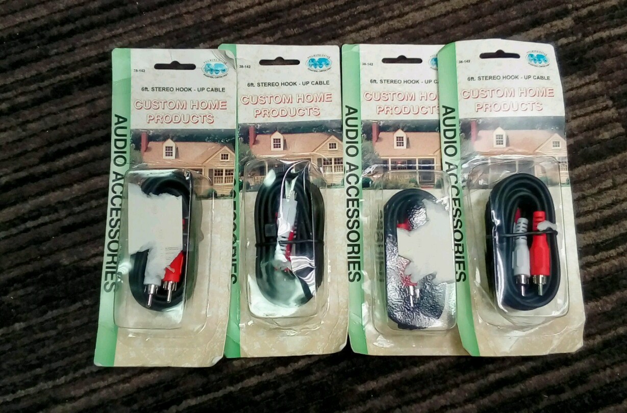 LOT OF 4  6 ft. Stereo Hook-Up Cable 38-142