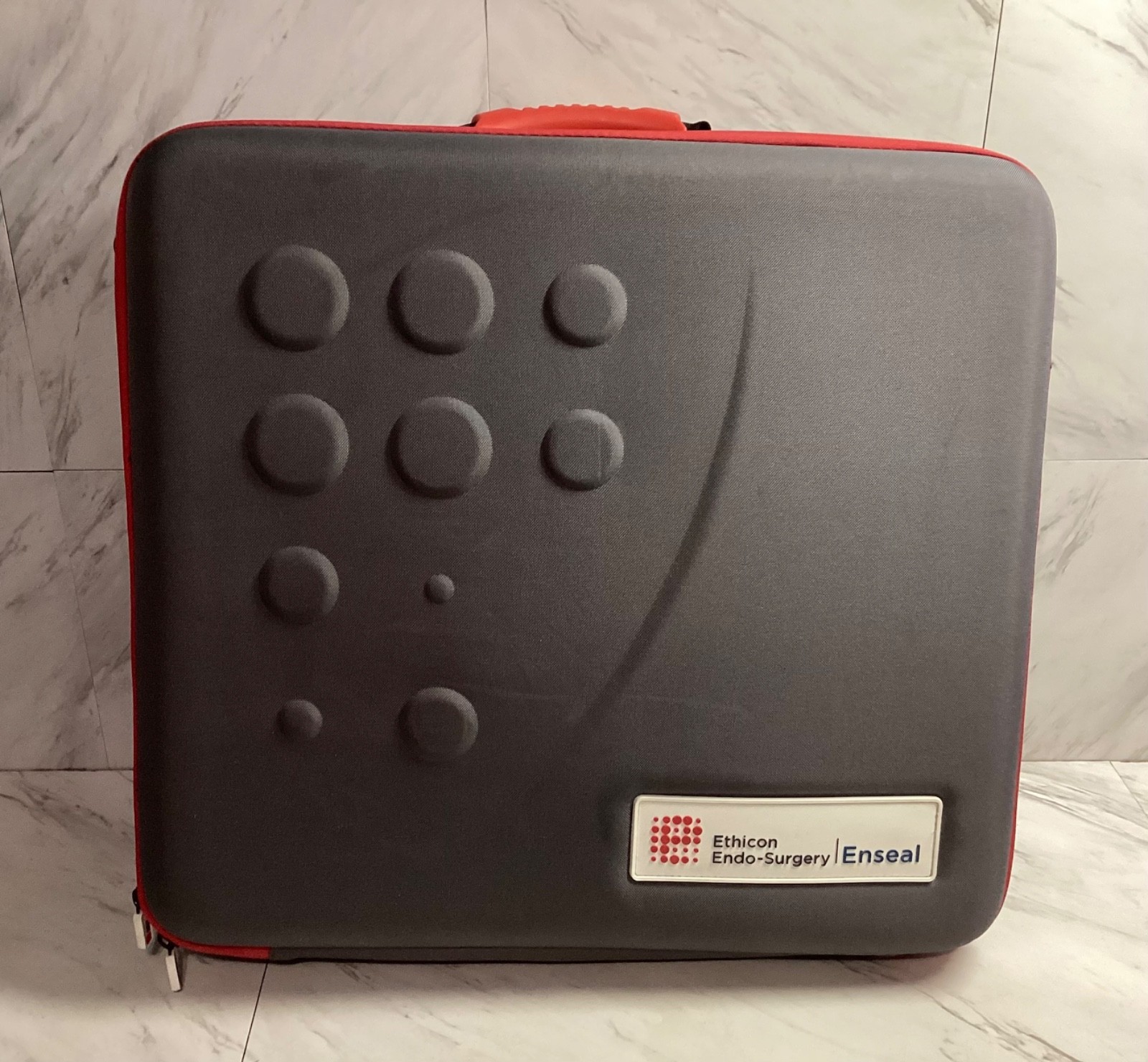 Ethicon Endo-Surgery Case- Suitcase 20x19x5.