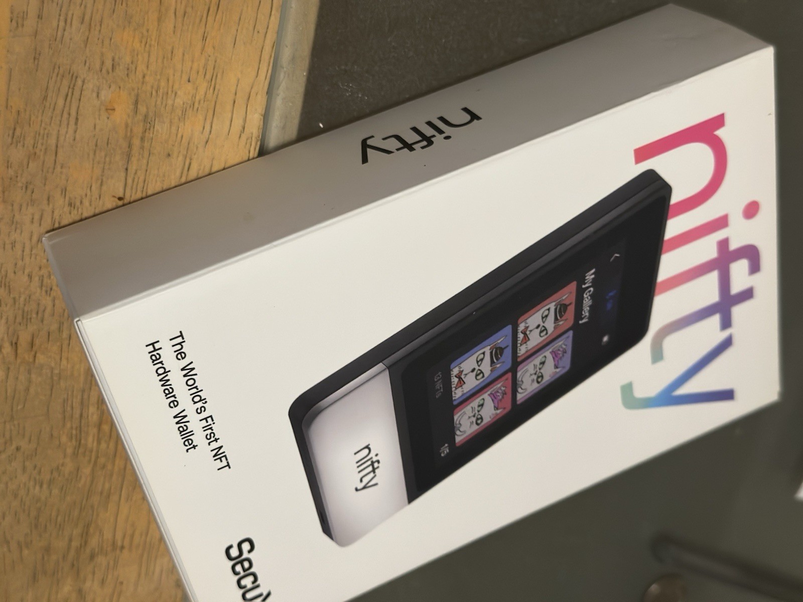 SecuX nifty NFTWallet - Opened Box, Never Used. 100% Mint Condition