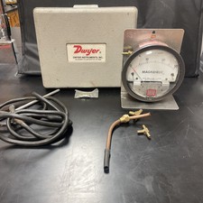 Dwyer 2030 Magnehelic Differential Pressure Gauge (0-30"w.c.)
