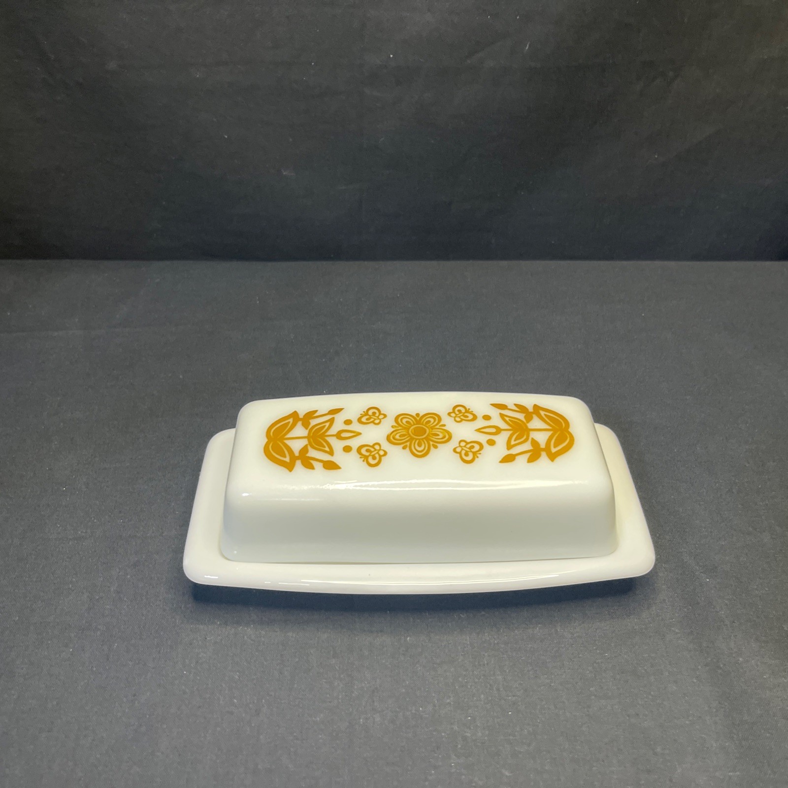 Vintage Pyrex Butterfly Gold Butter Dish With Lid  Yellow Flowers 