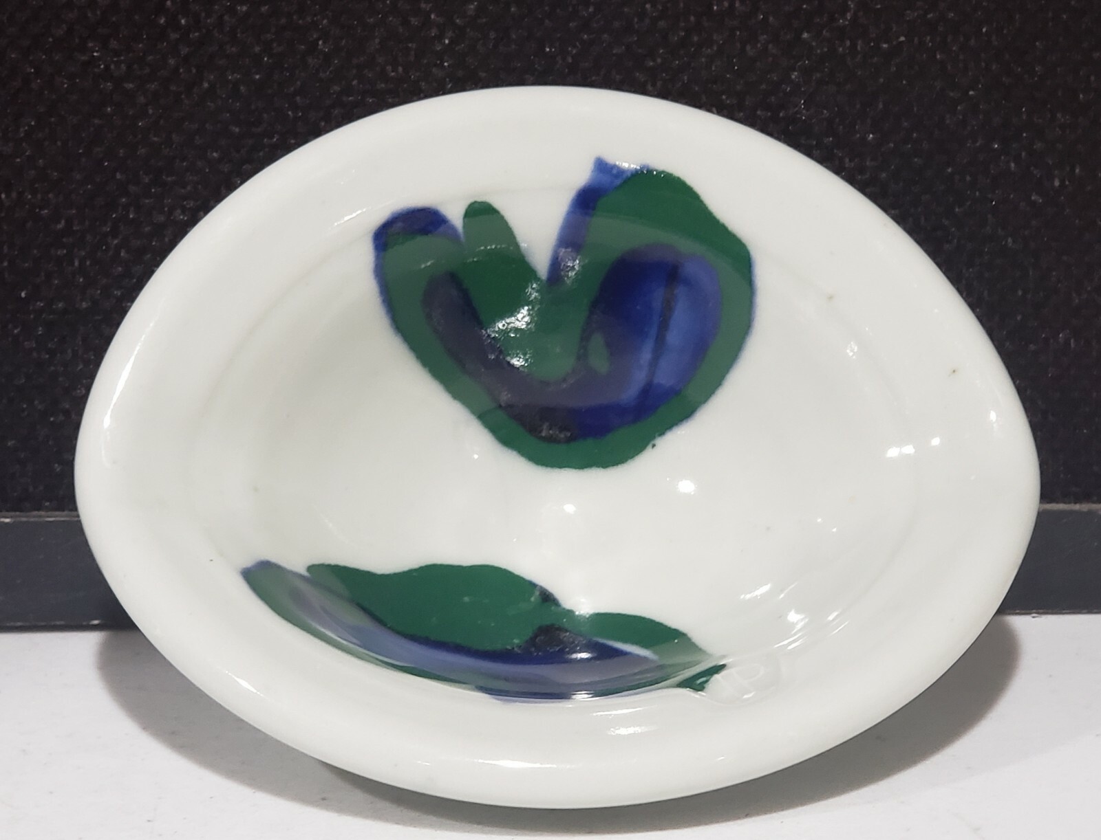 Vintage Freeform Pottery BOWL Signed TP White with Green Blue Hearts