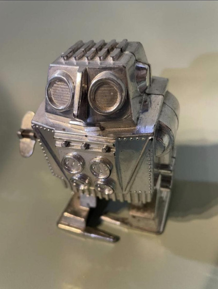 Vintage Wind Up Walking Robot Mini Tin Toy Retro Japan Robot Toy