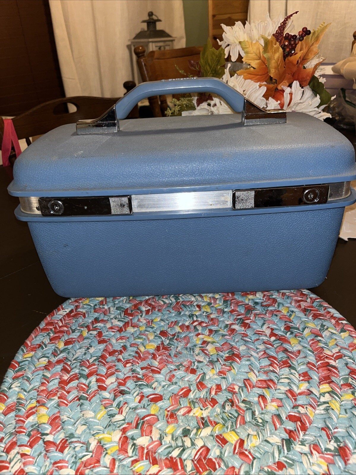 1970's Vintage Samsonite Montibello 11 Overnight Makeup Case Blue