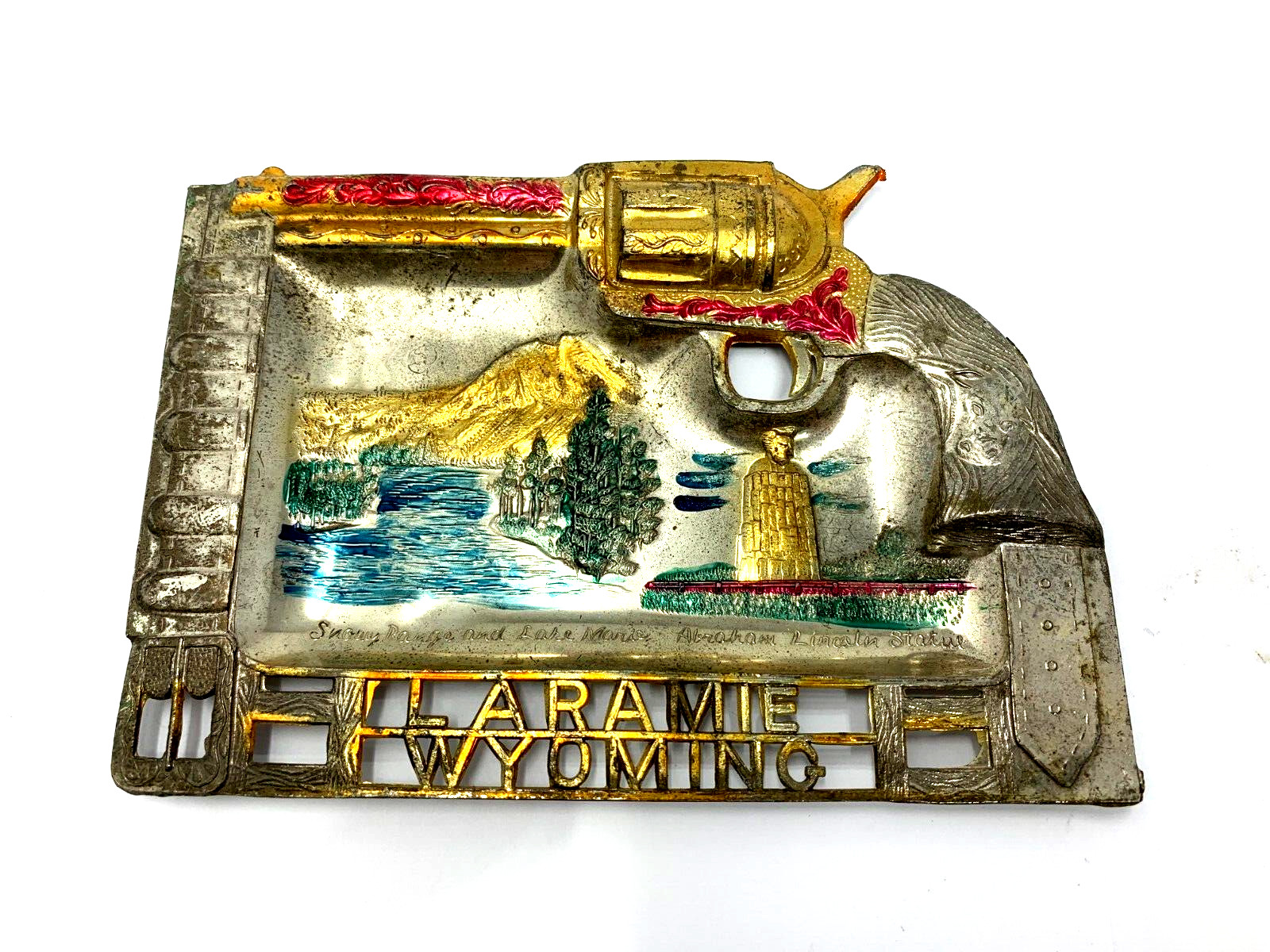 VTG. "LARAMIE WYOMING" SIX SHOOTER BY STEPHANE ADAMS ASH TRAY"RARE"