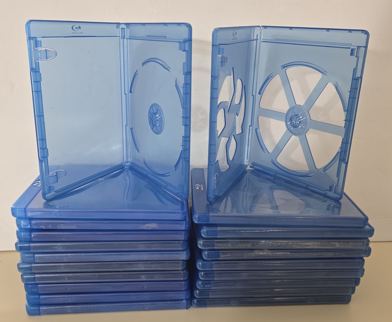Lot of 21 Pre-Owned Blu-Ray Single Disc Replacement Cases (Each Holds 1 Disc)