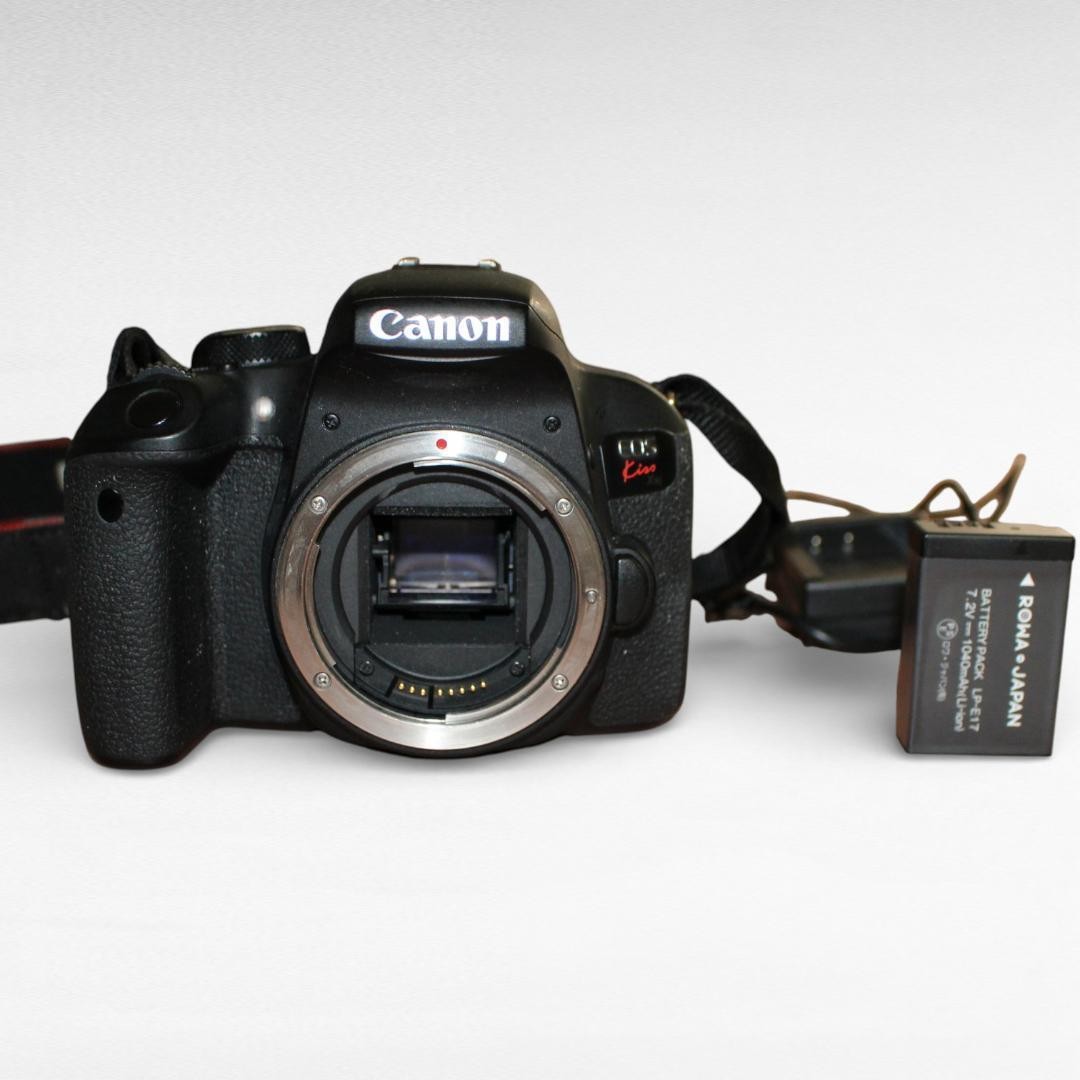 Canon EOS Kiss X9i Digital SLR Camera with EF-S 18-55mm Lens Tested