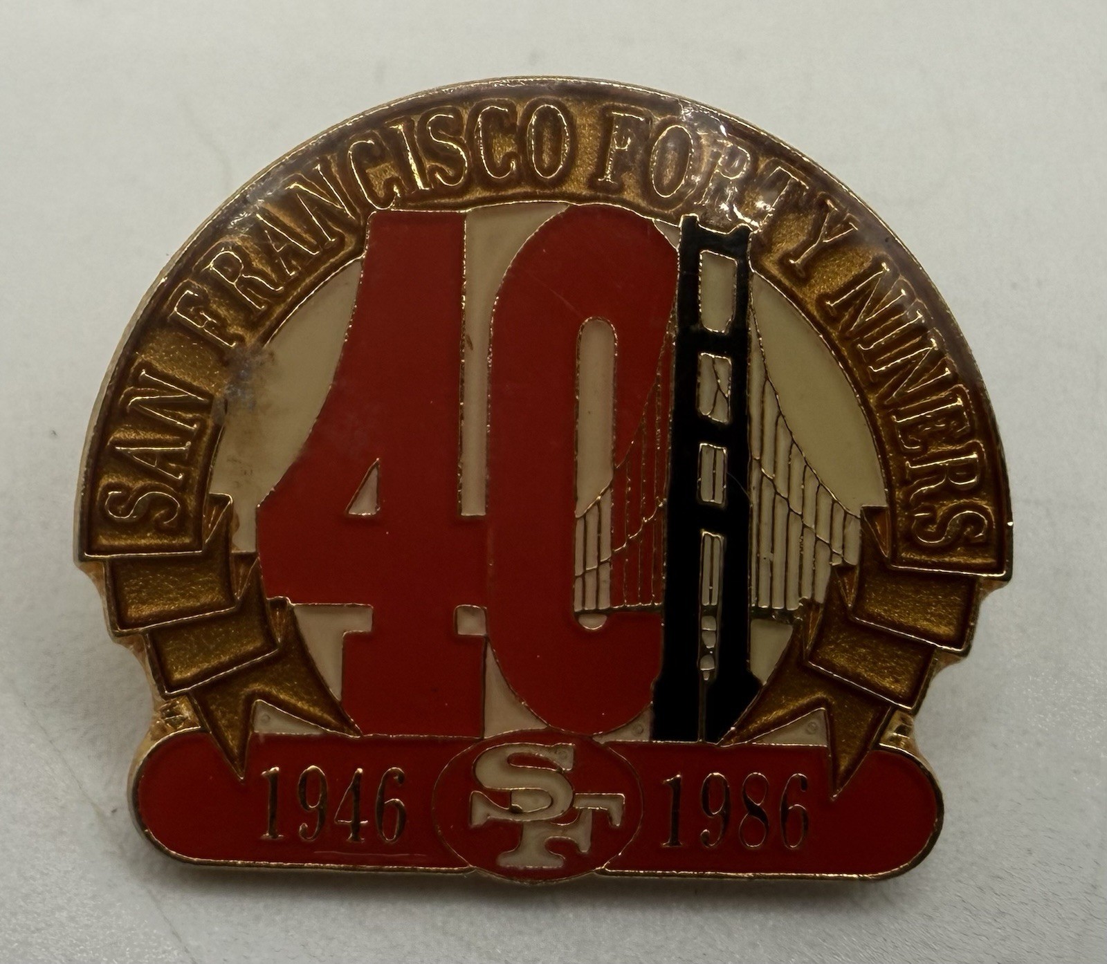 San Francisco 49ERS Vintage "40th Anniversary " 1946-1986 NFL Lapel Pin