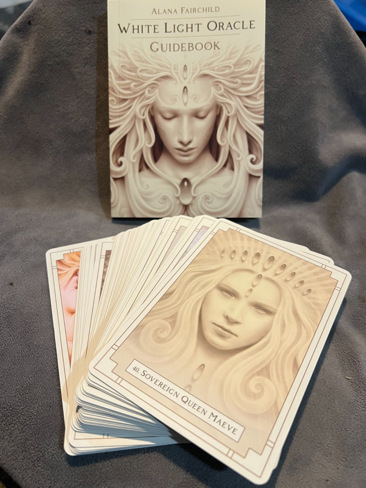 White Light Oracle: Enter the Luminous Heart of the Sacred by Alana Fairchild