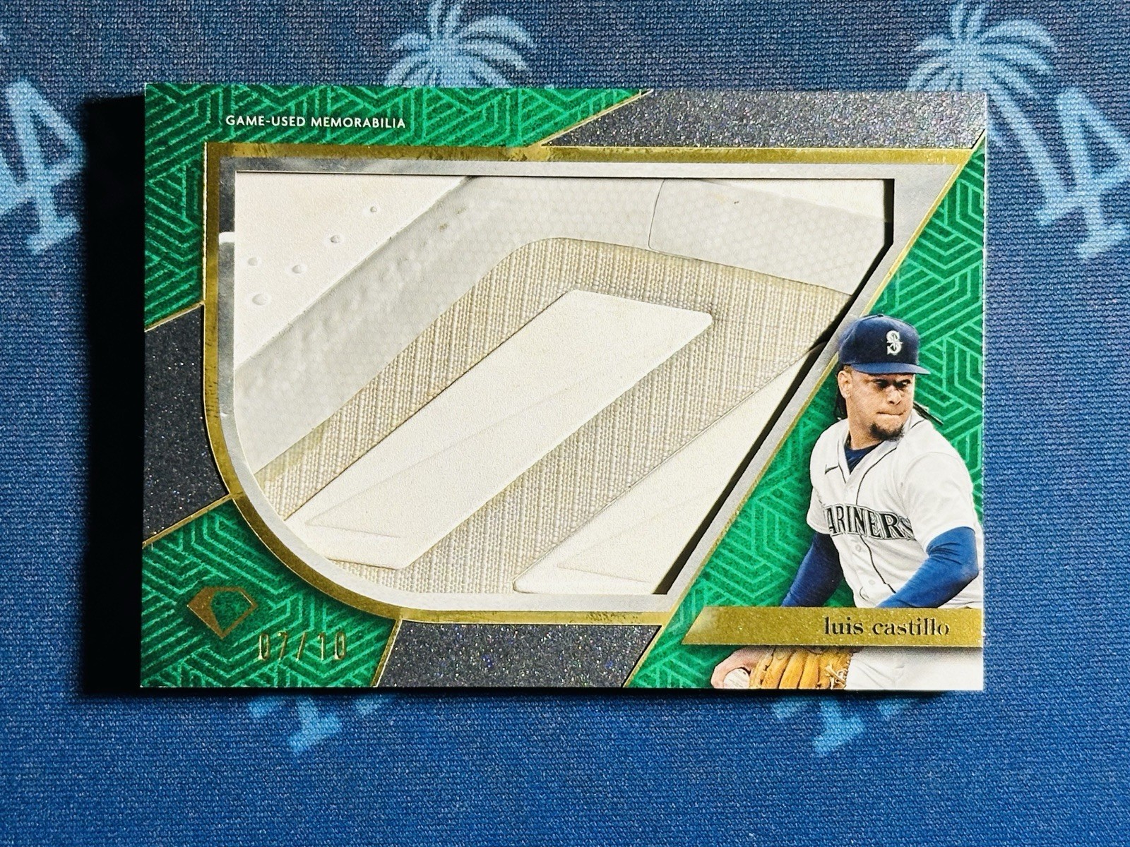 Luis Castillo Mariners 2024 Topps Diamond Icons GU Relic #PPR-CAST #7/10 Card