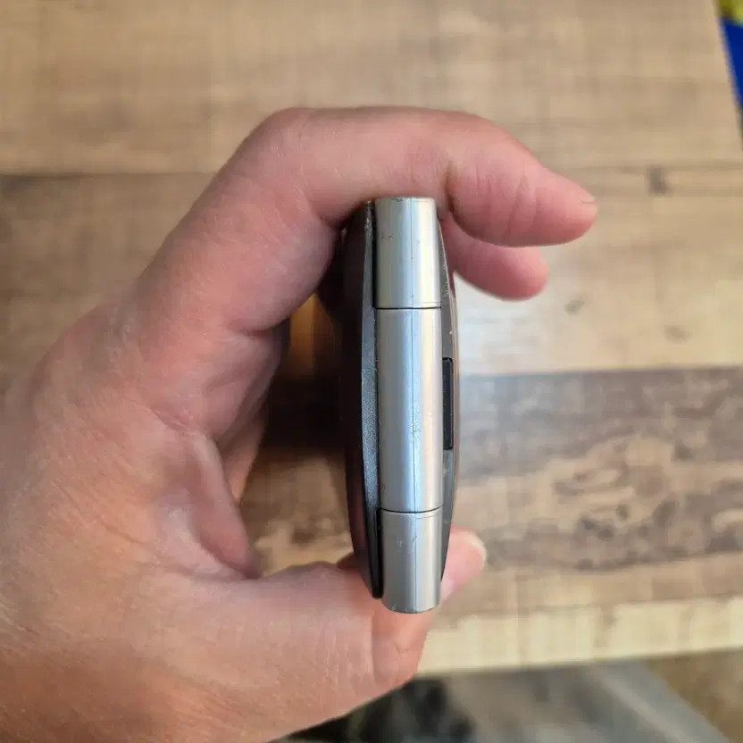 LG Wine 3G Feature Phone Unlocked, Slightly Used