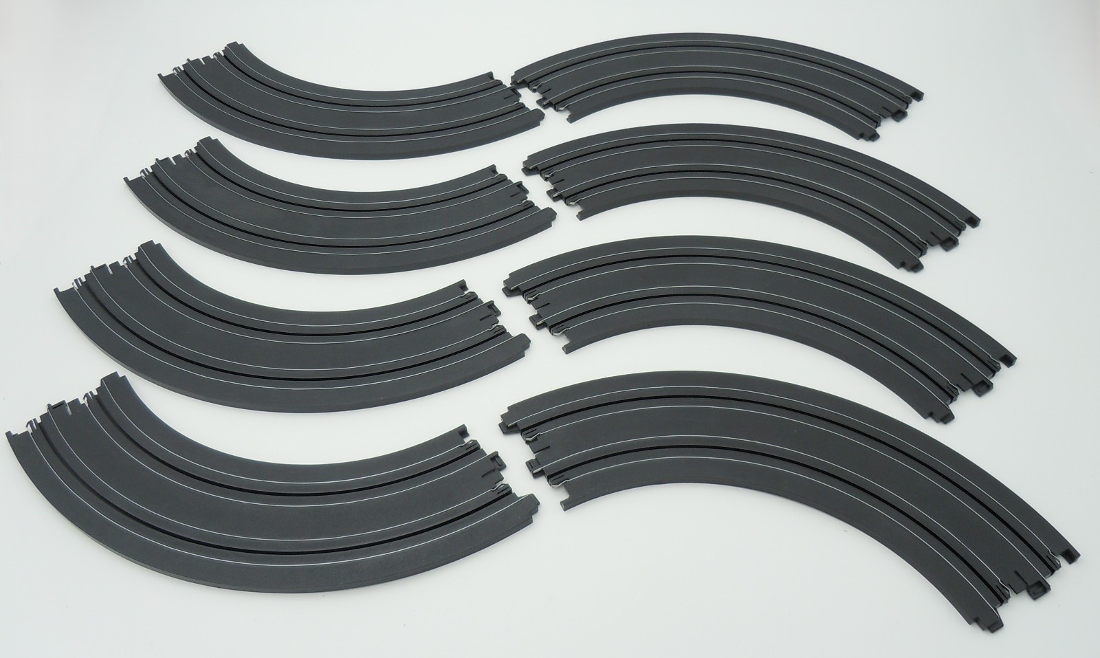 AUTO WORLD 9" 1/4 CURVE TRACKS ~ 8 PC NOS ~ WORKS W/AURORA TOMY & RACEMASTERS