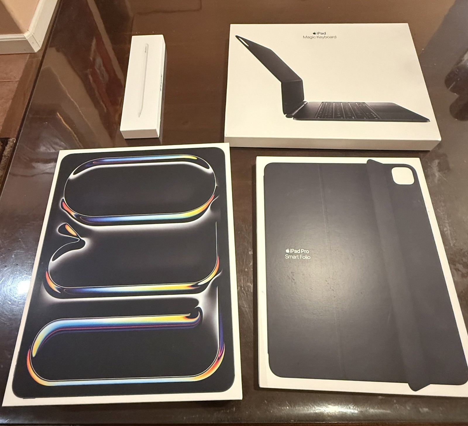 Apple iPad Pro 13-inch (M5) A3362 2 TB, Wi-Fi + 5G, 13 in - Space Black + Extras