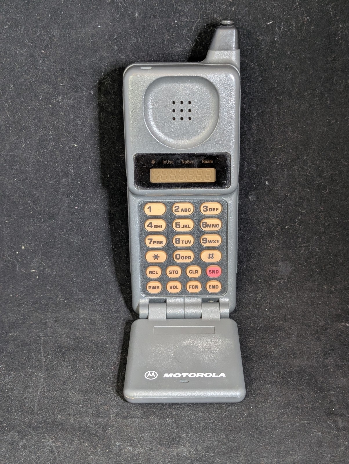 BellSouth Motorola Vintage Cellular Flip Phone, Model #: 76438WARSB, Untested