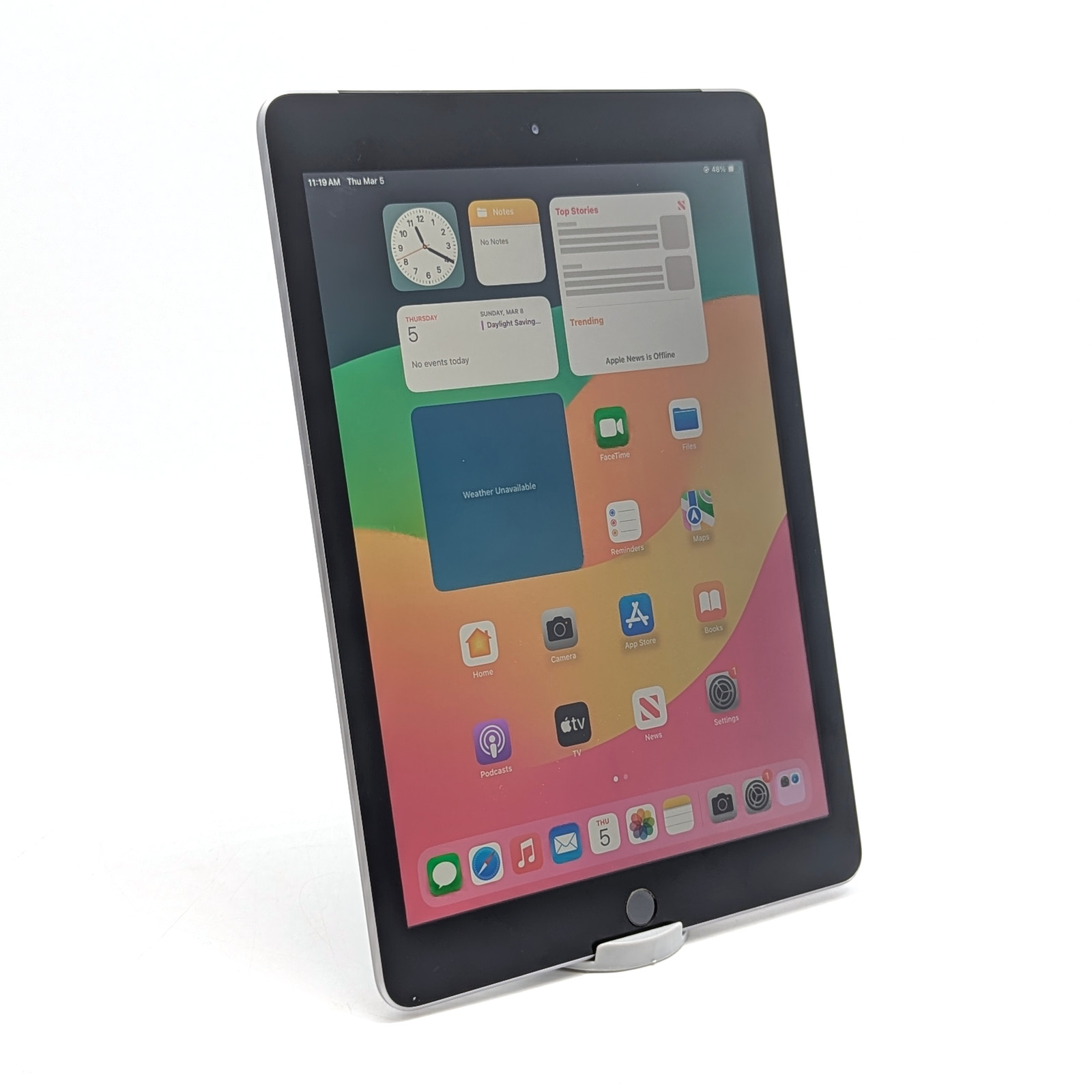 Apple iPad (6th Generation) A1954 128GB Good Condition | Space Gray | UNLOCKED